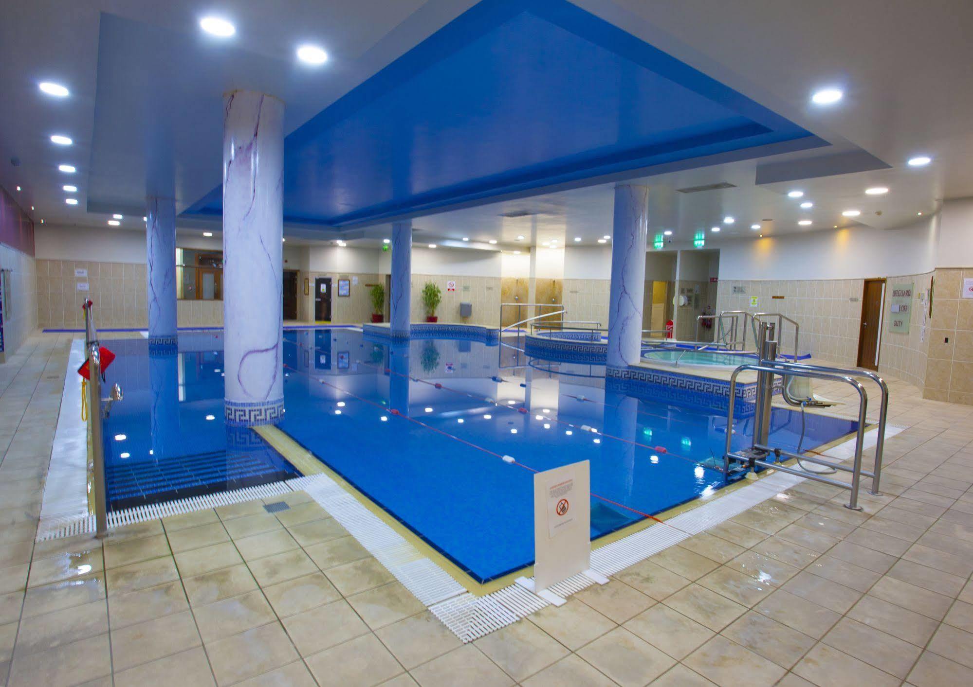 Knightsbrook Hotel & Golf Resort Трим Екстериор снимка